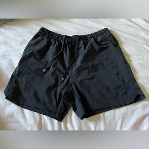 FABLETICS SHORTS (3)